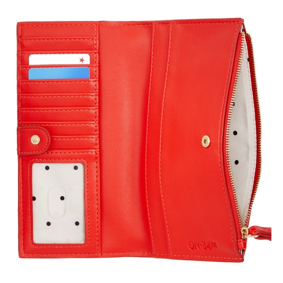 NWT On 34th Angii Wristlet Wallet - Picture 2 of 5